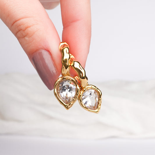 Aros semi argolla gota bañado en oro