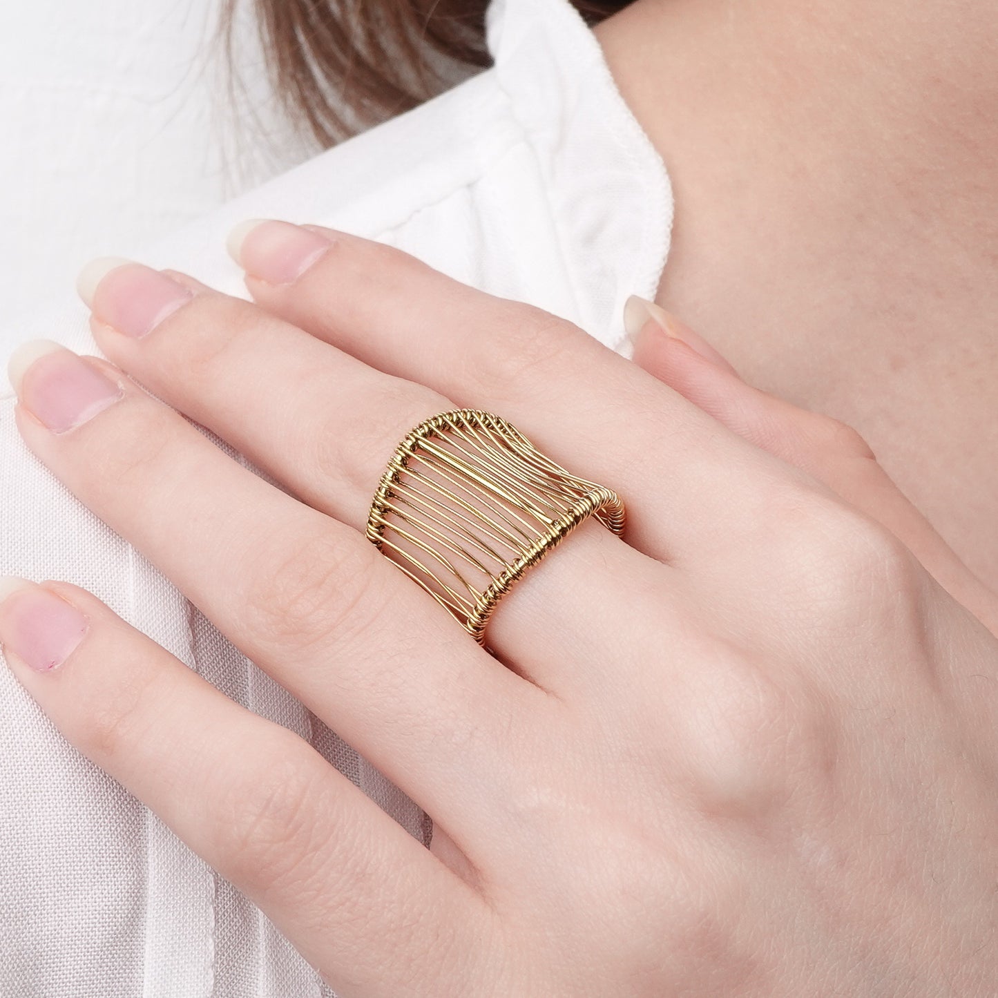 Anillo ajustable Trama bañado en oro