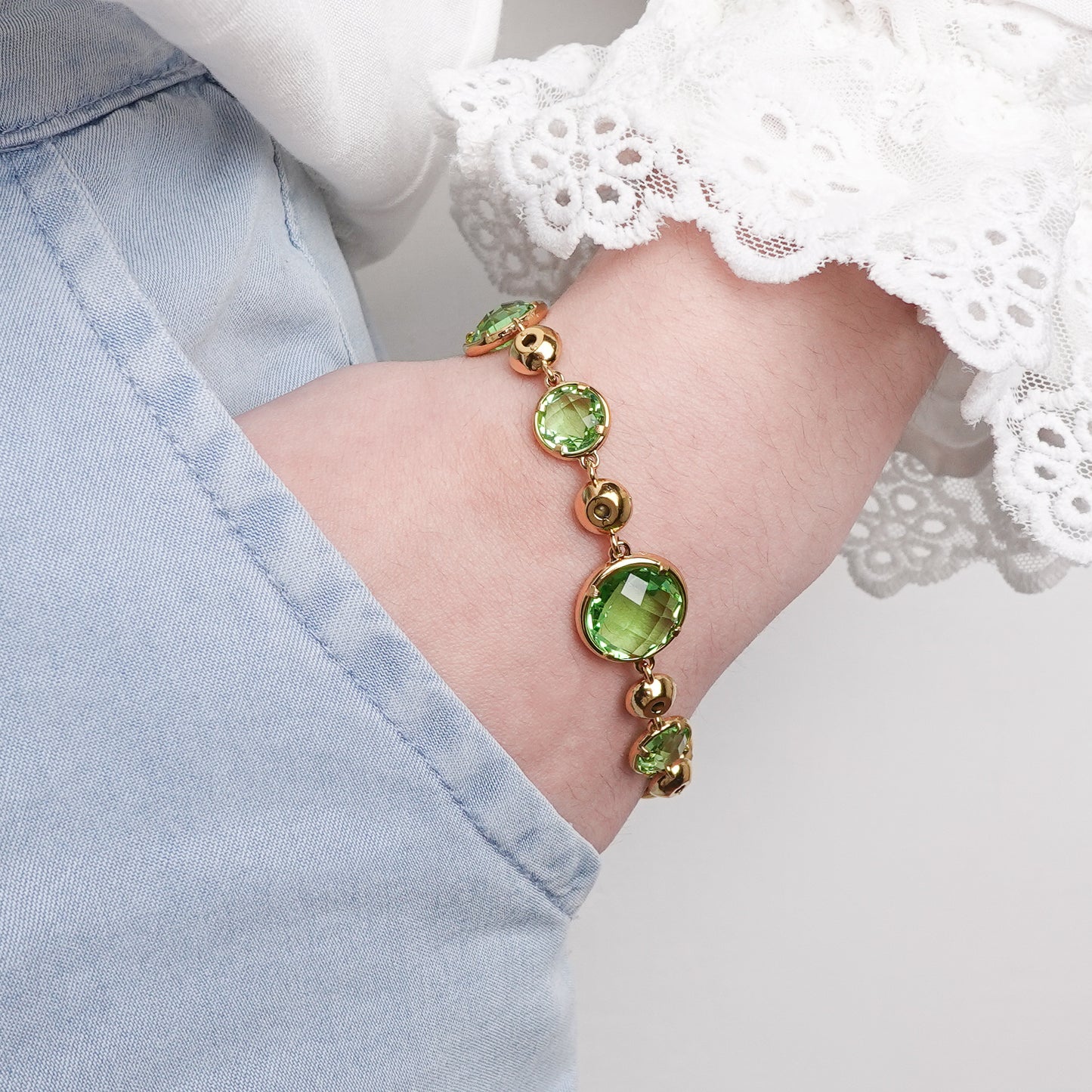 Pulsera Gema Verde bañado en oro