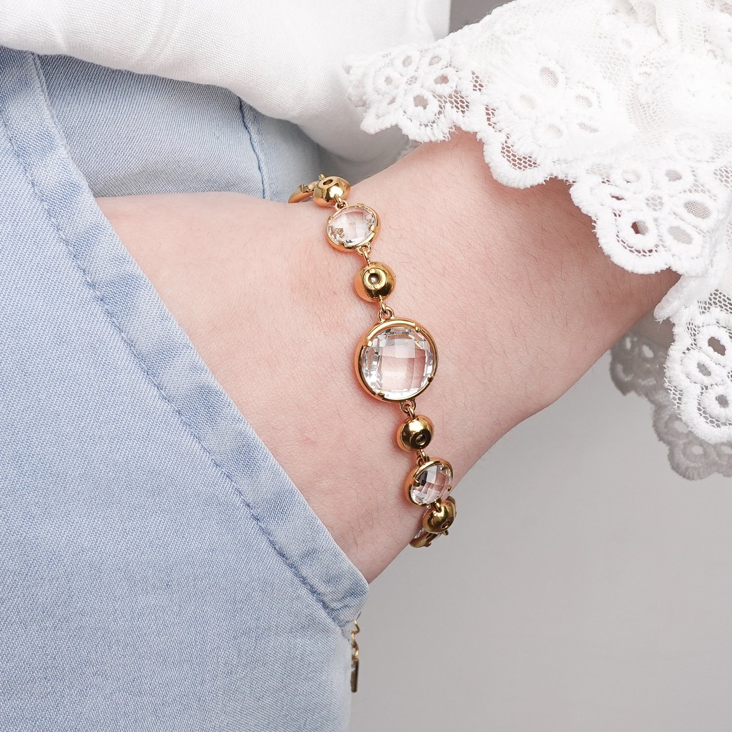 Pulsera Gema Nieve bañado en oro