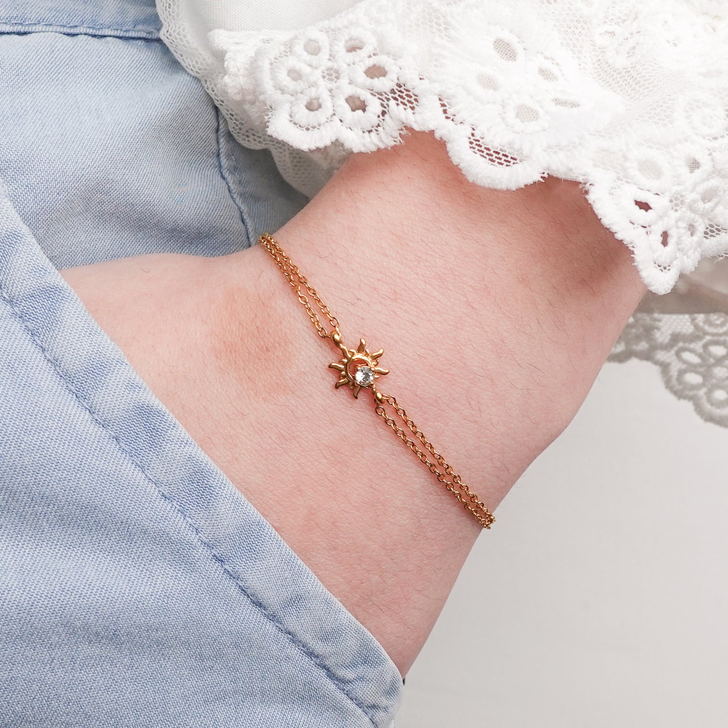 Pulsera Sol bañado en oro