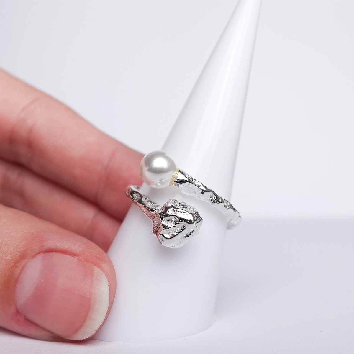 Anillo ajustable Perla y diseño