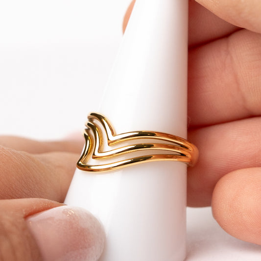 Anillo ajustable ola bañado en oro