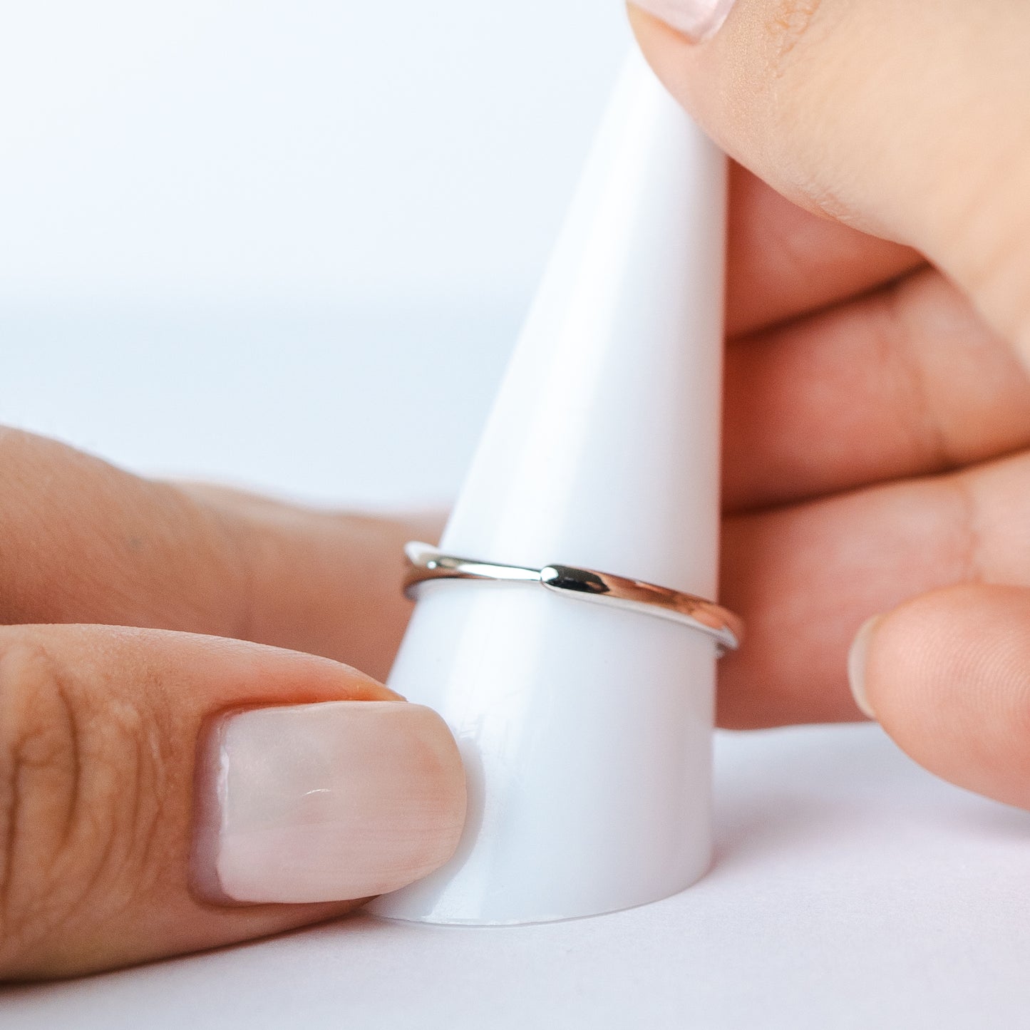 Conjunto anillos de pareja ajustables cruzados