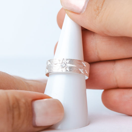 Anillo ajustable estrellas fugaces