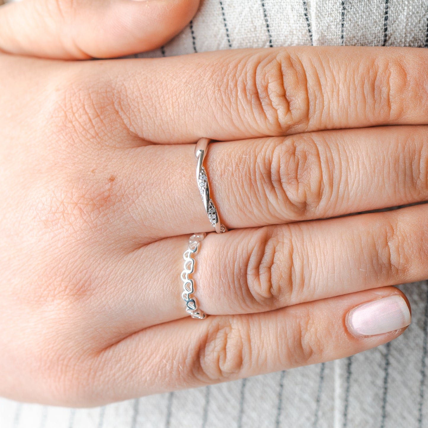 Anillo ajustable corazones