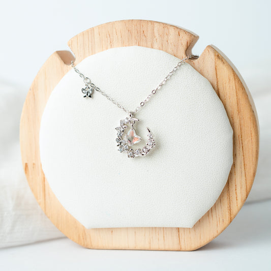 Collar luna y mariposas