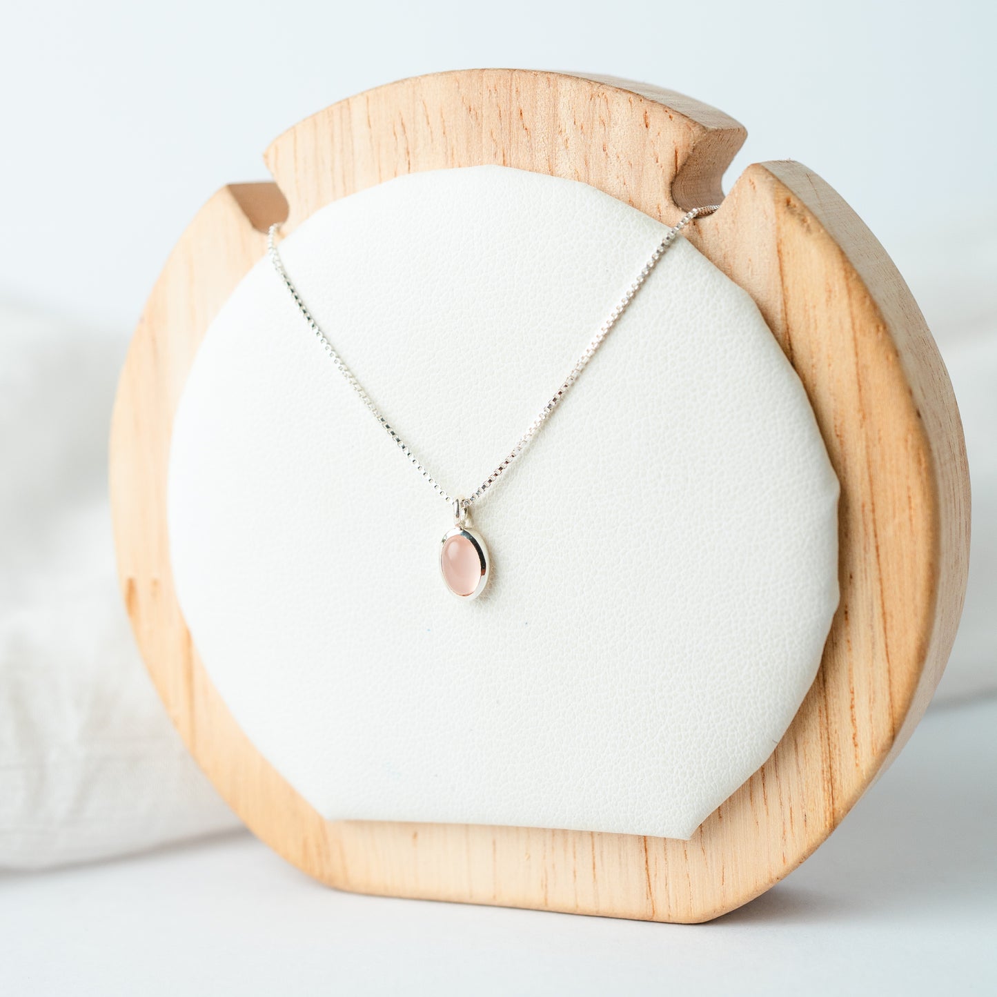 Collar Óvalo piedra cuarzo rosa