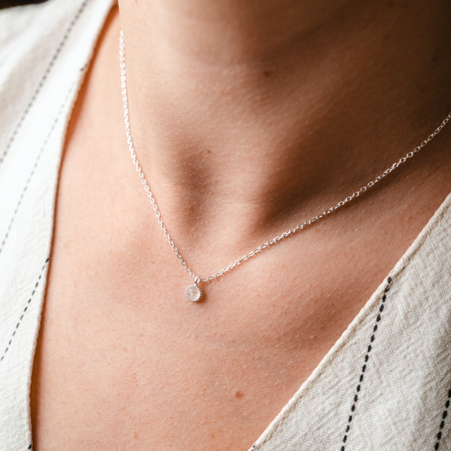 Collar piedra rosada