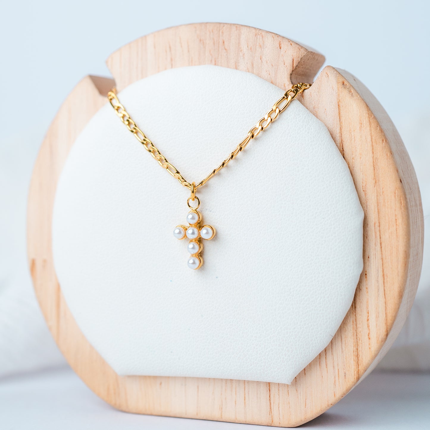 Collar Cruz de Perlas