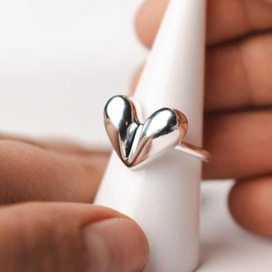 Anillo ajustable corazón inflado