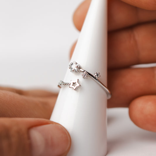 Anillo ajustable estrellas y circones