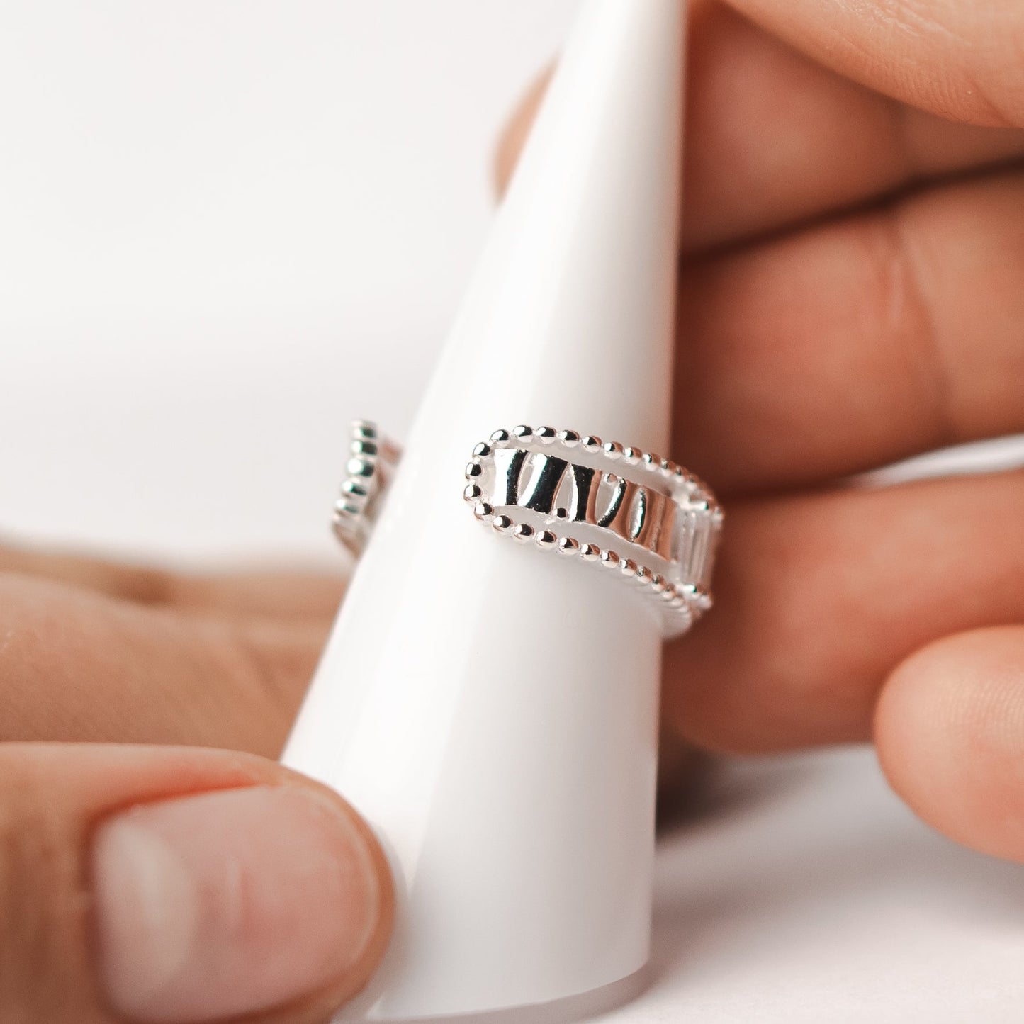 Anillo ajustable circones