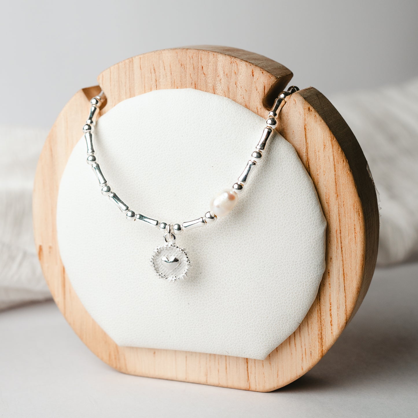 Collar de corazón boreal