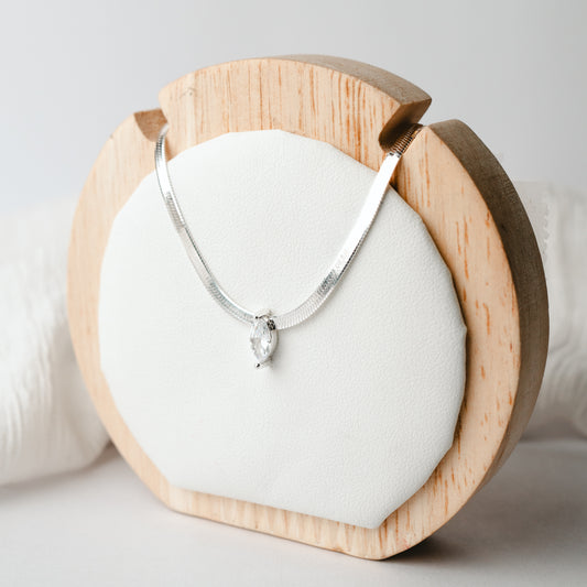 Collar cinta circón