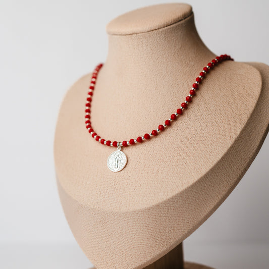 Collar San Benito mostacillas rojas