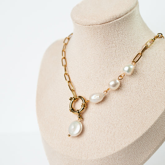 Collar de timón perlas bañado en oro