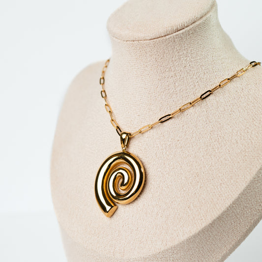 Collar de conchita espital