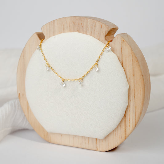 Collar varios circones bañado en oro