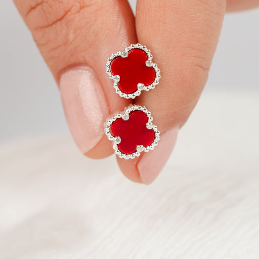 Aros pegados trébol rojo