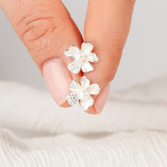 Aros pegados flor perla circones