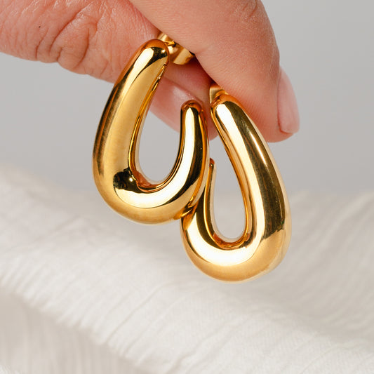 Aros pegados diseño bañado en oro