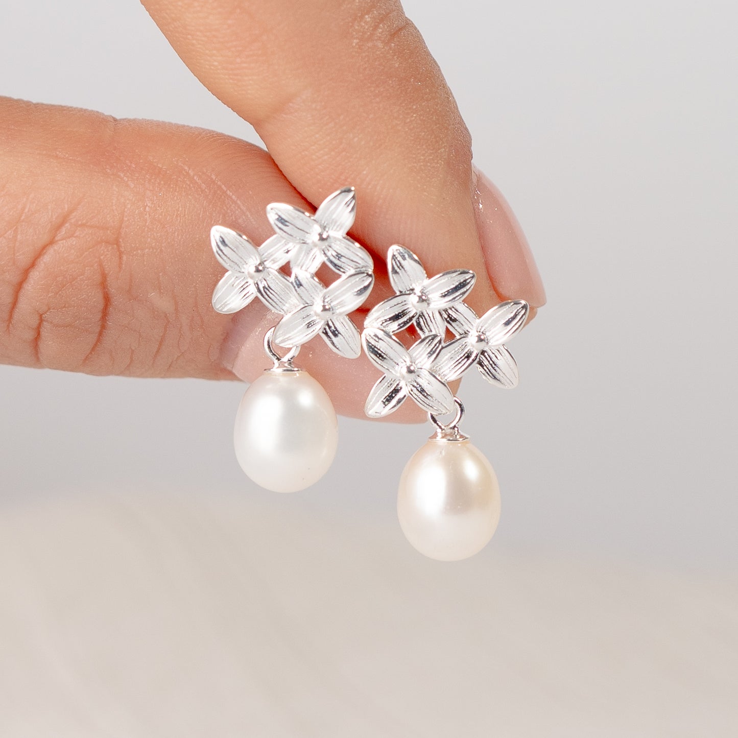 Aros colgante flor y perla