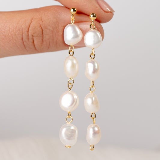 Aros colgantes perlas bañado en oro