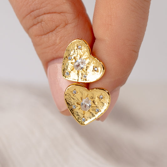 Aros pegados corazones circón bañados en oro