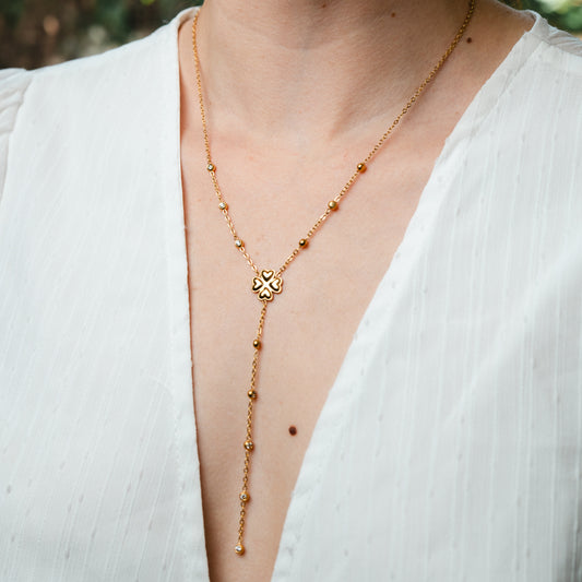 Collar Lariat Trébol de corazones