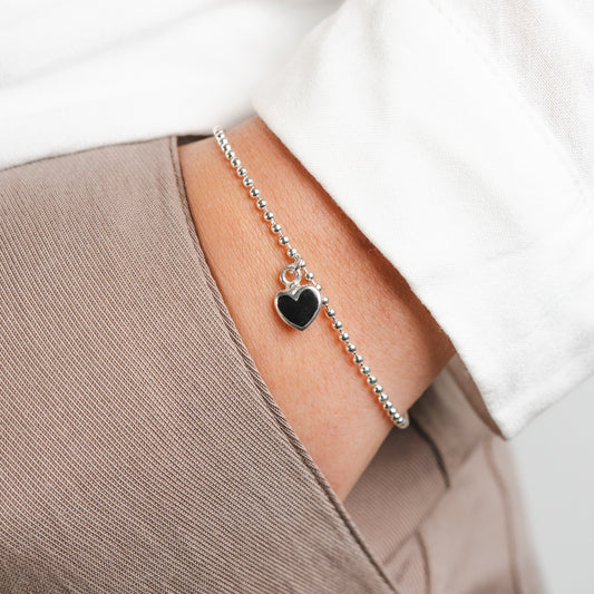 Pulsera mostacillas corazón negro