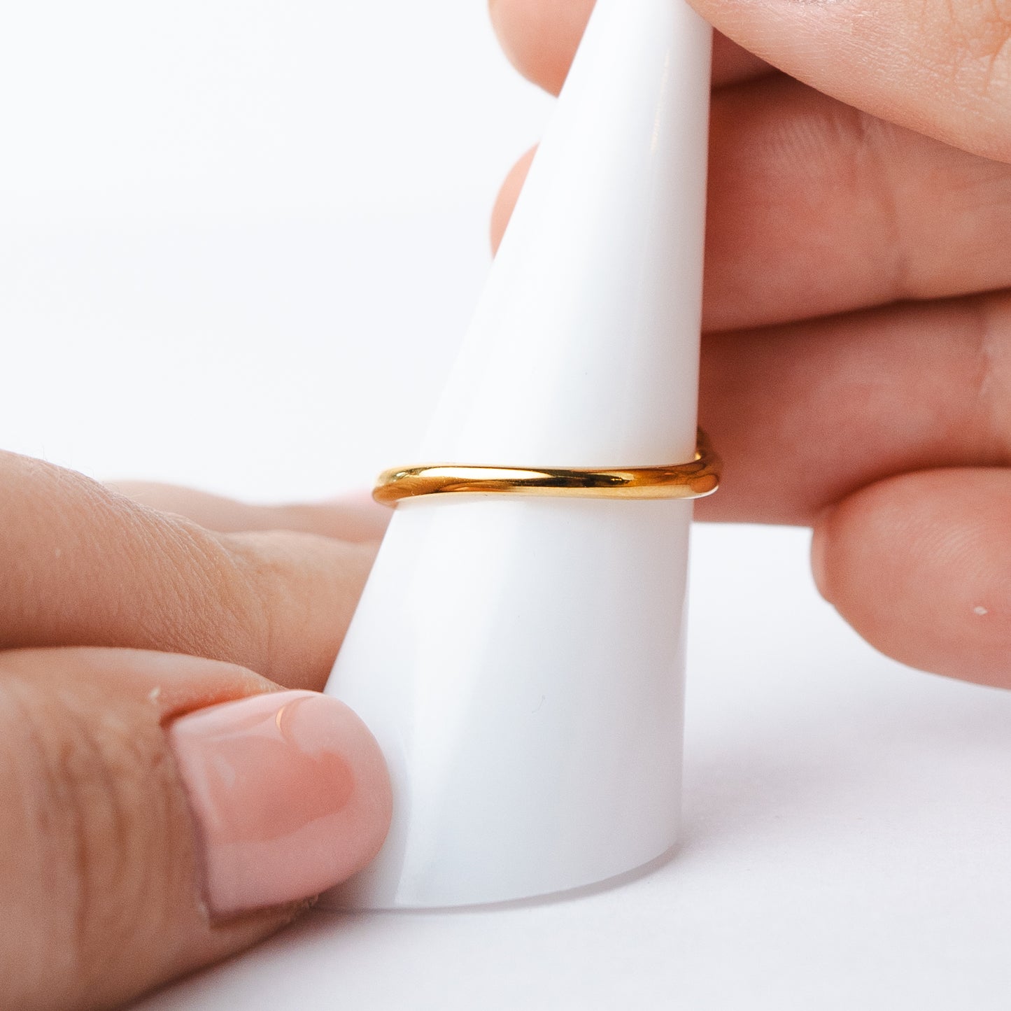 Anillo ajustable perlas bañado en oro