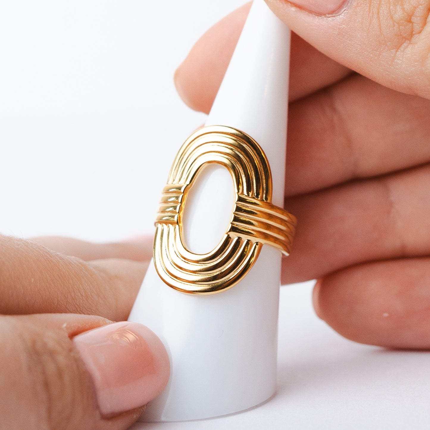 Anillo loop bañado en oro