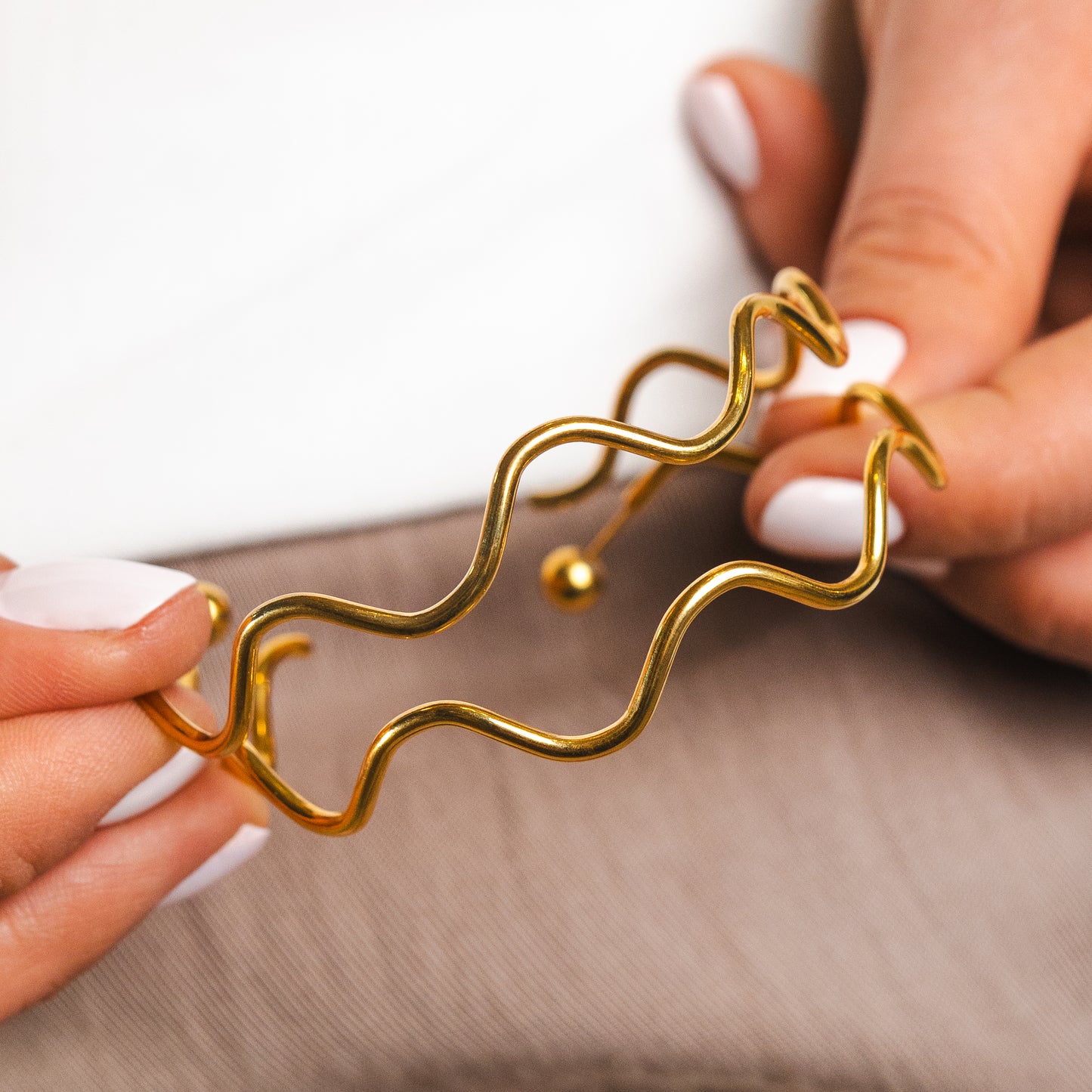 Pulseras dos esclavas bañado en oro