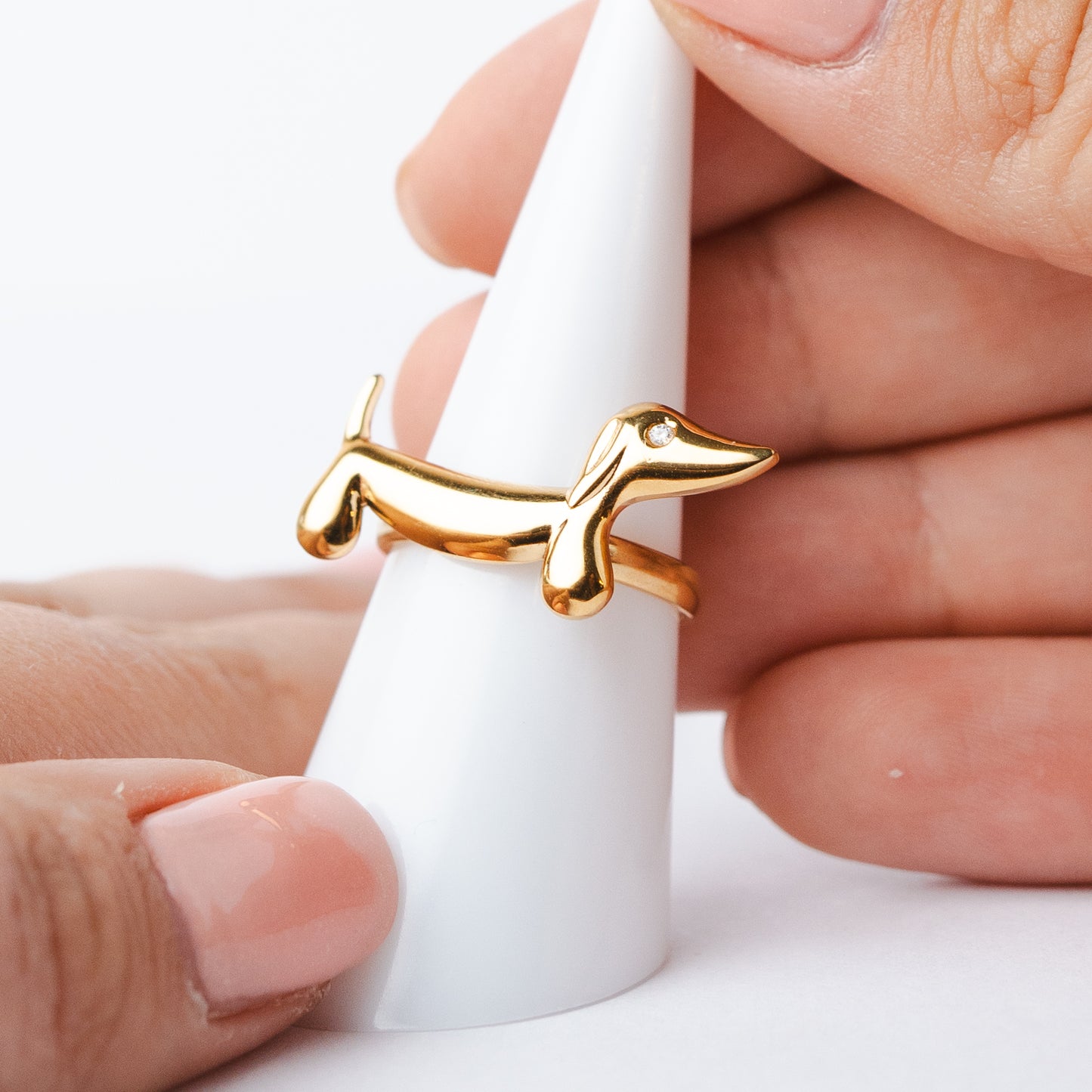 Anillo Dachshund bañado en oro