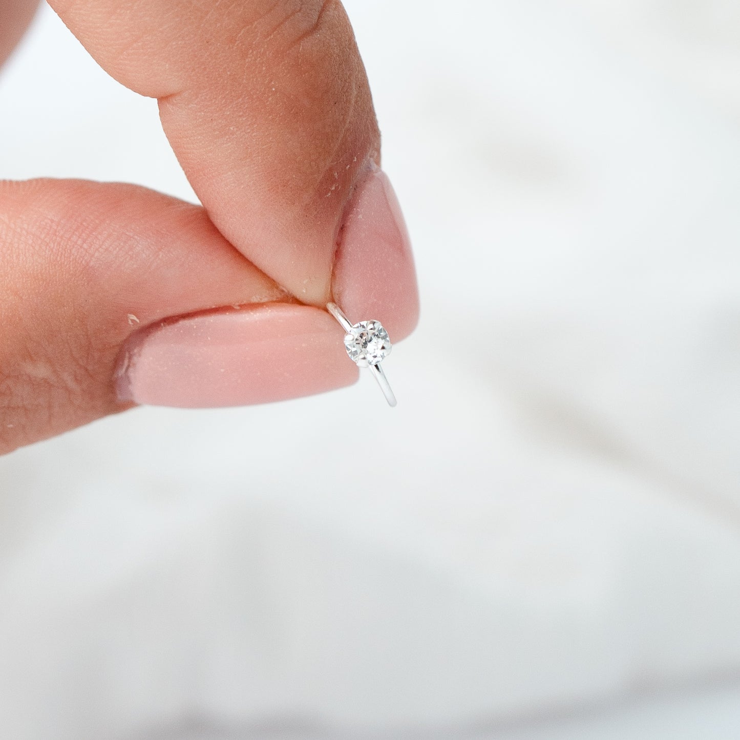 Aro argolla piercing nariz circón