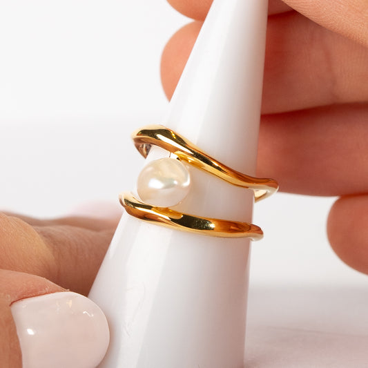 Anillo ajustable perla dorada