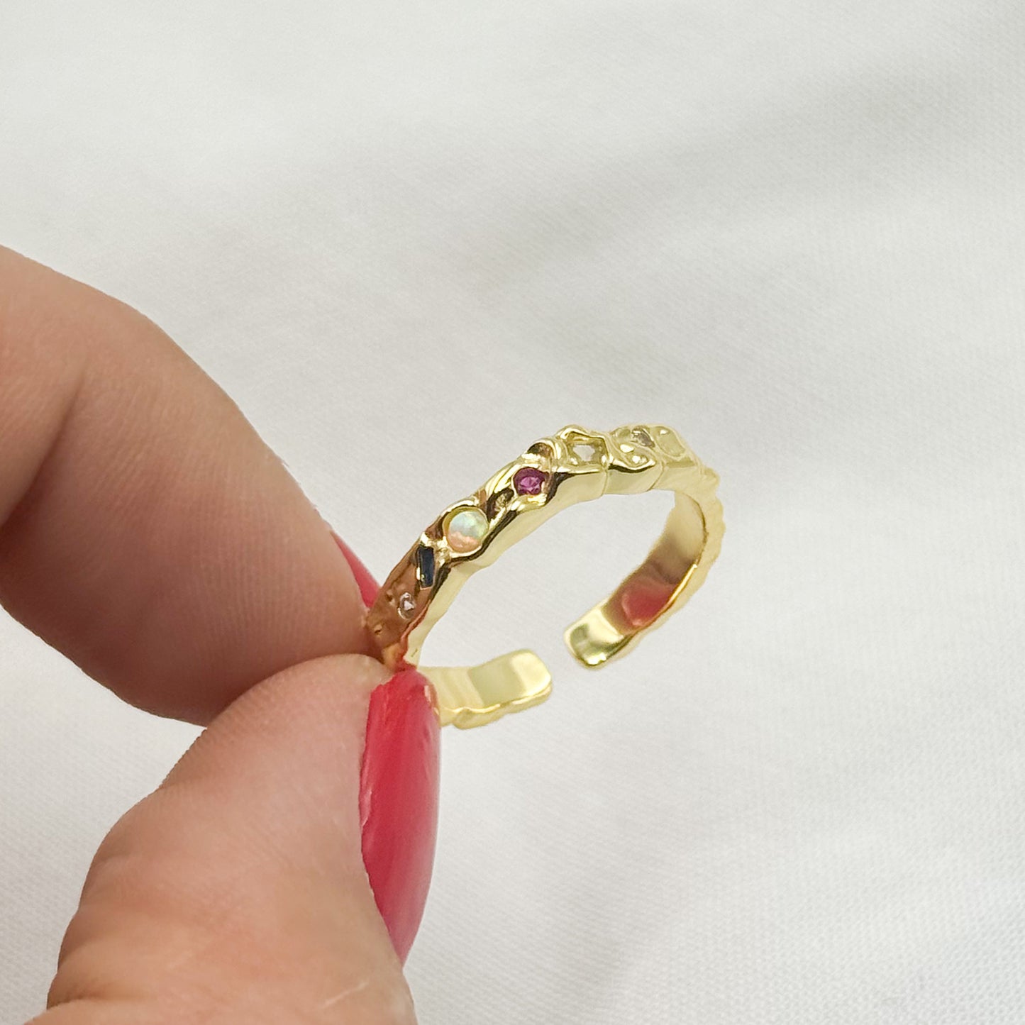 Anillo circones multicolor bañado en oro