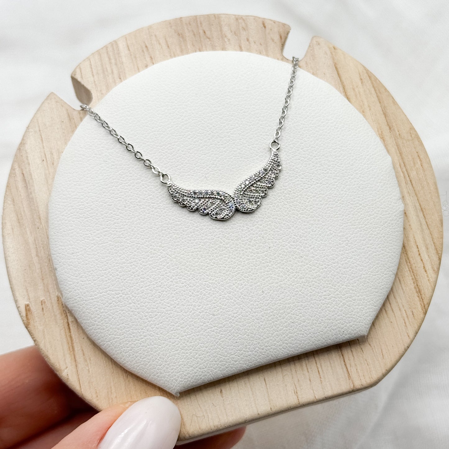 Collar alas circones