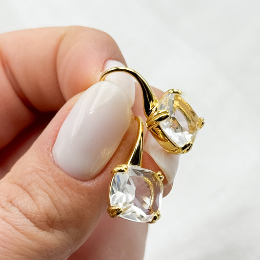 Aros colgantes circón bañado en oro