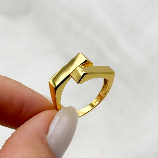 Anillo ajustable diseño bañado en oro