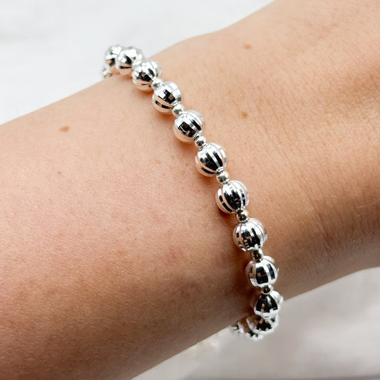 Pulsera esferas diseño