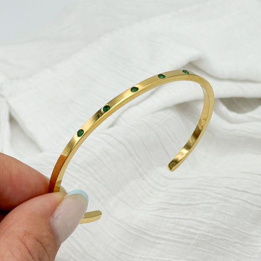 Pulsera esclava circones verdes bañado en oro