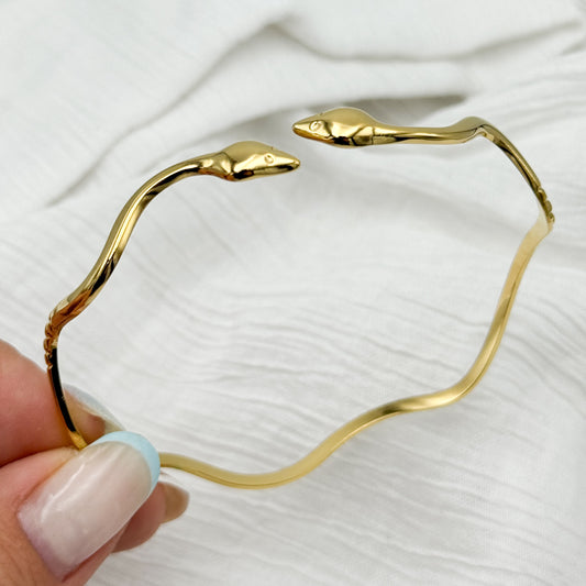 Pulsera esclava serpiente bañado en oro